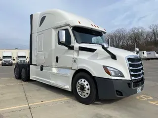 2018 FREIGHTLINER T12664ST