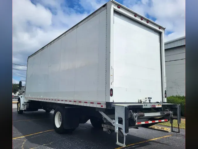 2019 FREIGHTLINER M2 106