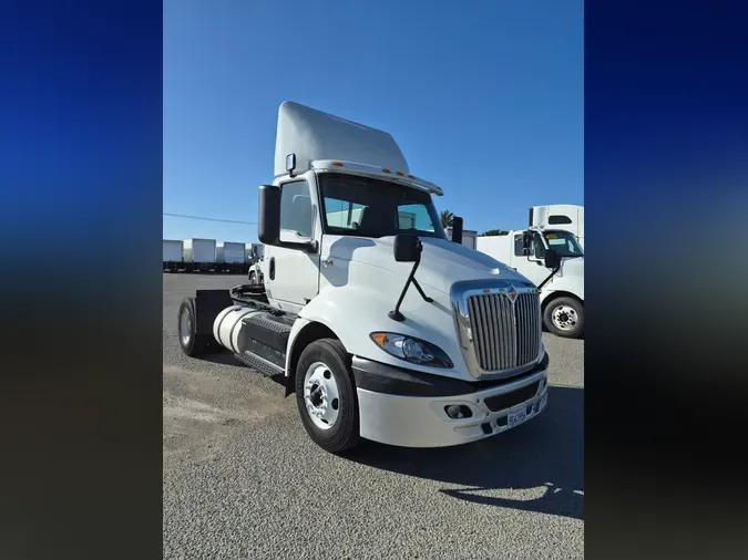 2019 NAVISTAR INTERNATIONAL RH613 DAYCAB S/Ae555c78cebd69524a85940e461f77431