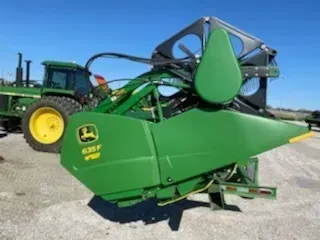 2011 John Deere 635F