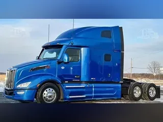 2022 PETERBILT 579