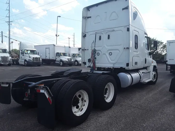 2019 FREIGHTLINER/MERCEDES CASCADIA 125