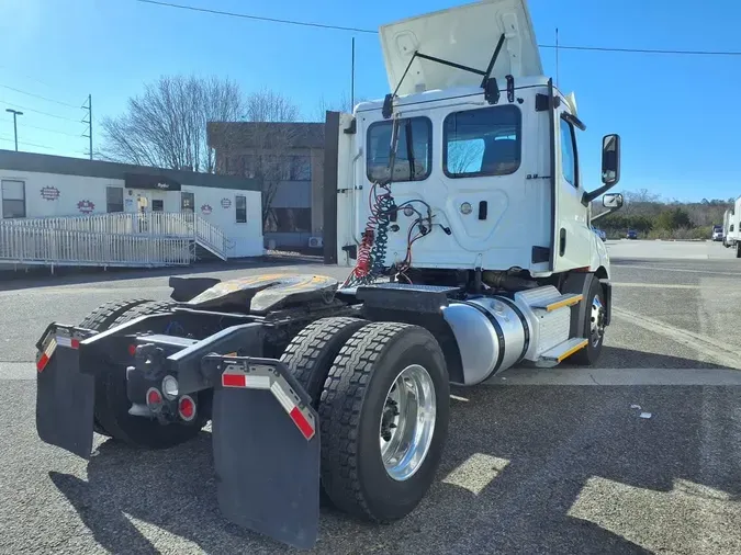 2020 FREIGHTLINER/MERCEDES NEW CASCADIA 116e5610a4738e67f4dc33e886603c20bb9