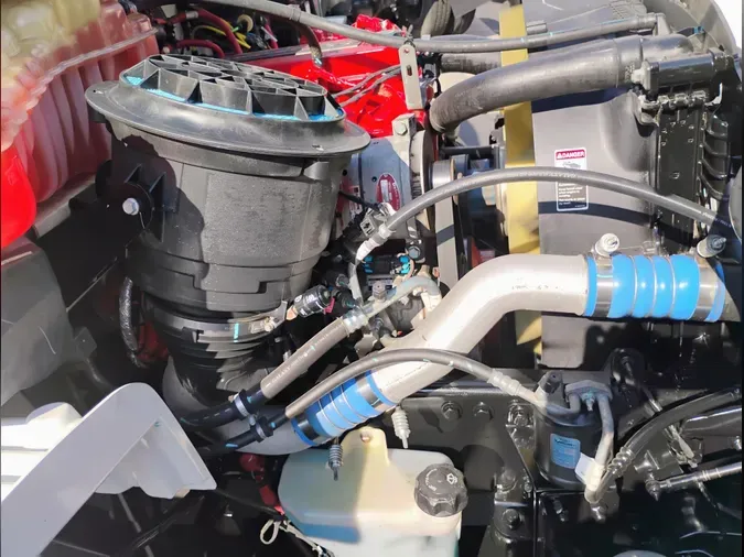 2019 Freightliner Business Class M2 106