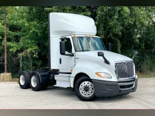 2020 INT LT625 6x4