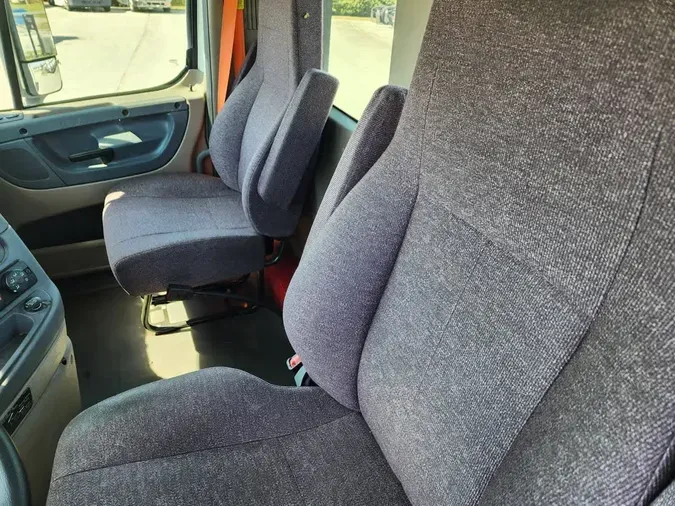 2018 FREIGHTLINER/MERCEDES CASCADIA 125