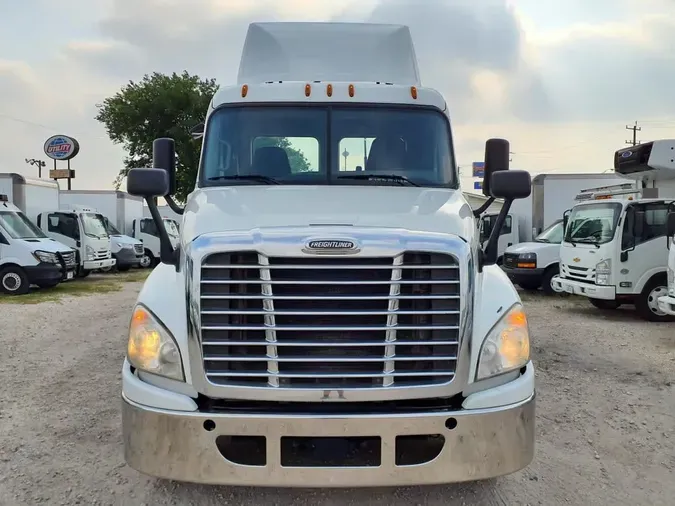 2018 FREIGHTLINER CASCADIA 125
