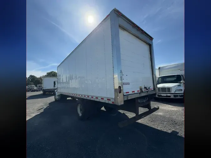 2018 FREIGHTLINER/MERCEDES M2 106