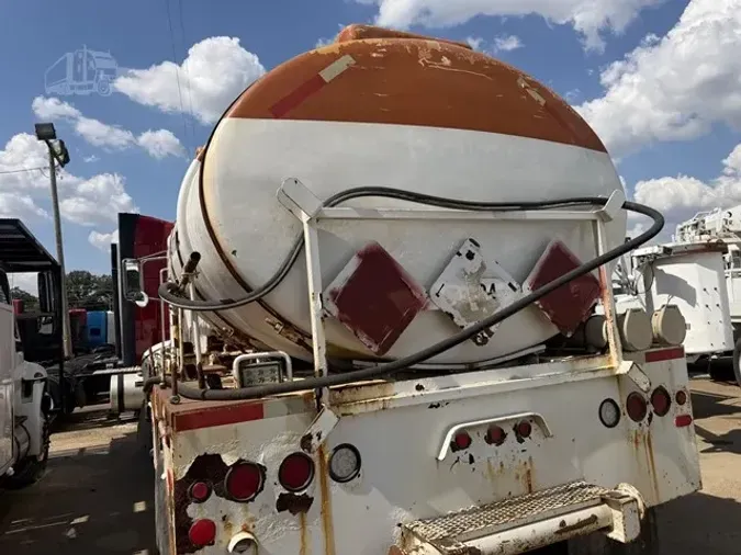 2012 PETERBILT 337e57aba455a5f67dfe7cb5625f9708250