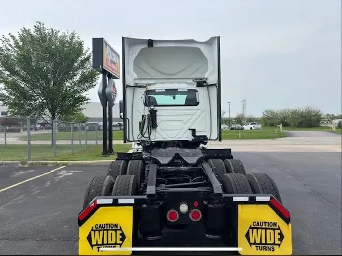 2020 International LT625