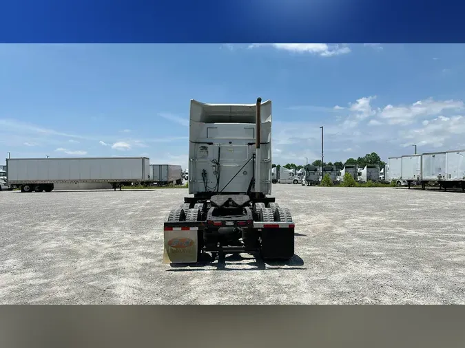 2016 Volvo VNL 740