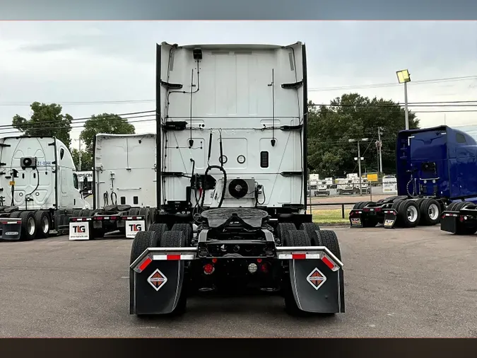 2021 INT LT625 6x4