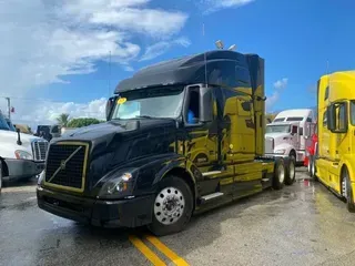 2018 VOLVO VN 630