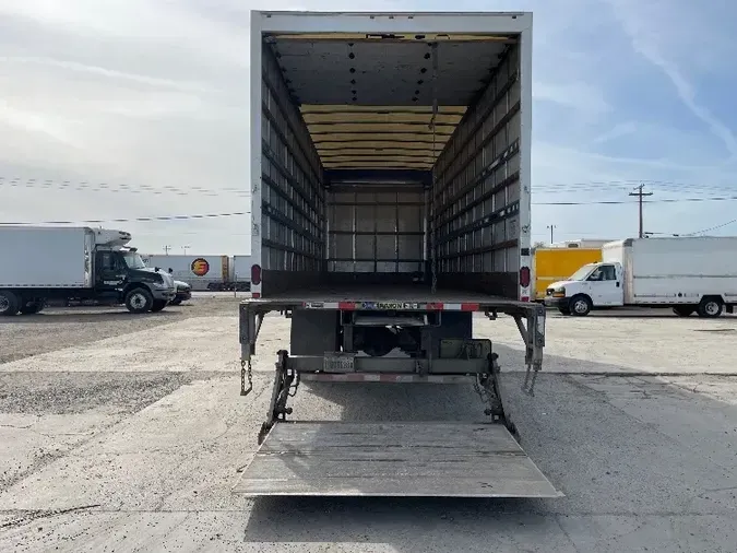 2018 Freightliner M2