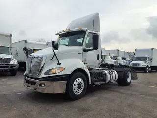 2019 NAVISTAR INTERNATIONAL RH613 DAYCAB S/A