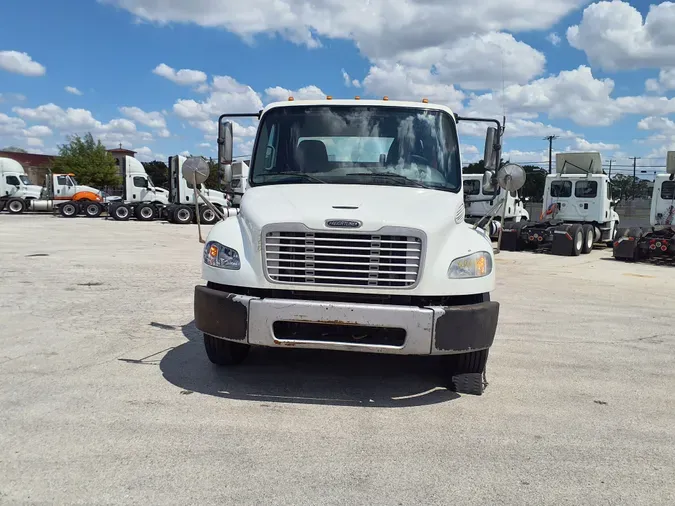 2019 FREIGHTLINER/MERCEDES M2 106