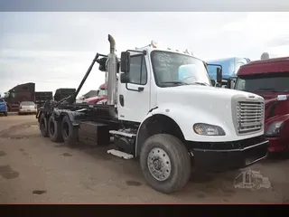 2007 FREIGHTLINER BUSINESS CLASS M2 112