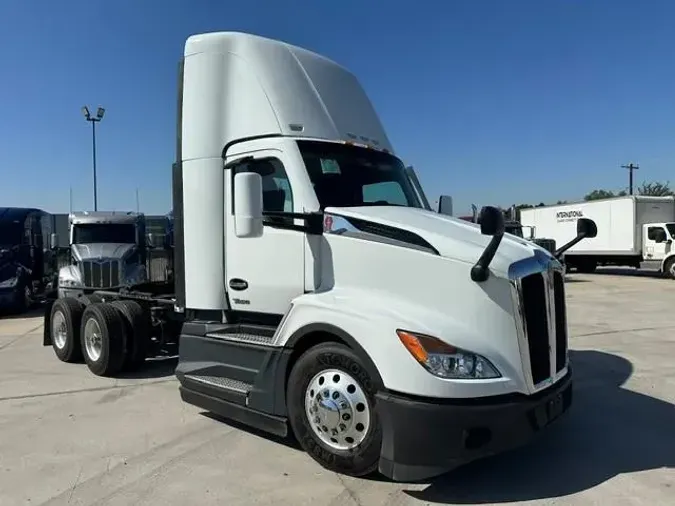 2024 Kenworth T680e58a420f57556d61f9bf86743927cbc9