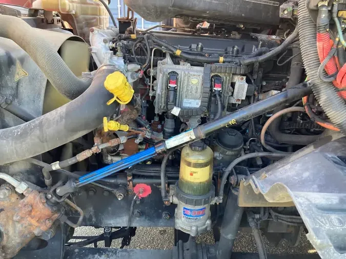 2020 NAVISTAR INTERNATIONAL LT625 SLPR CAB