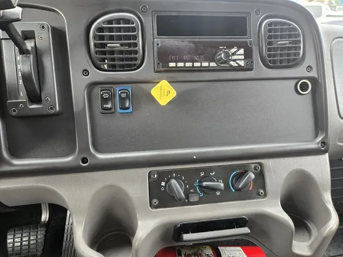 2018 Freightliner Business Class M2 106