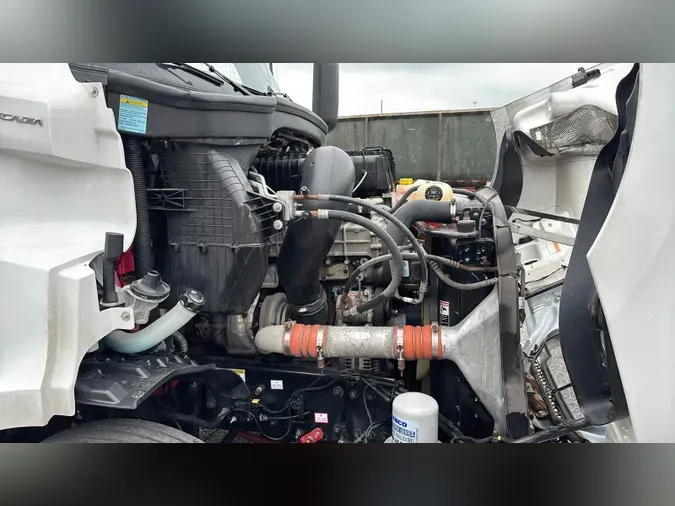2020 Freightliner Cascadia