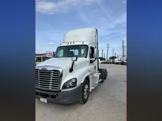 2019 FREIGHTLINER/MERCEDES CASCADIA 125