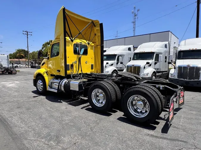 2023 Peterbilt 579e5925c6bbfb2b44add6e294b43fd7c09