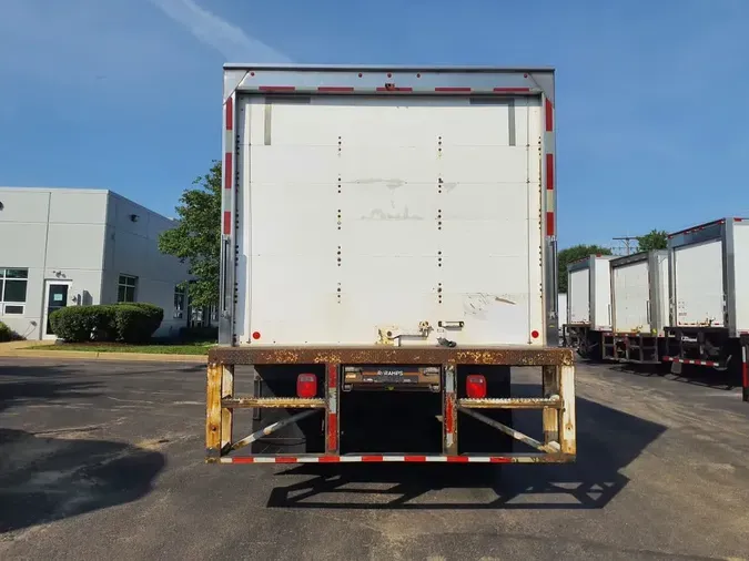 2019 FREIGHTLINER M2 106