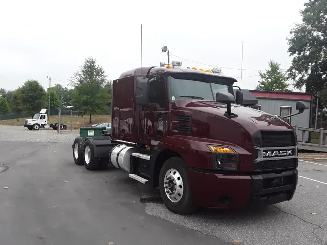 2019 MACK TRUCKS, INC. ANTHEM 64T