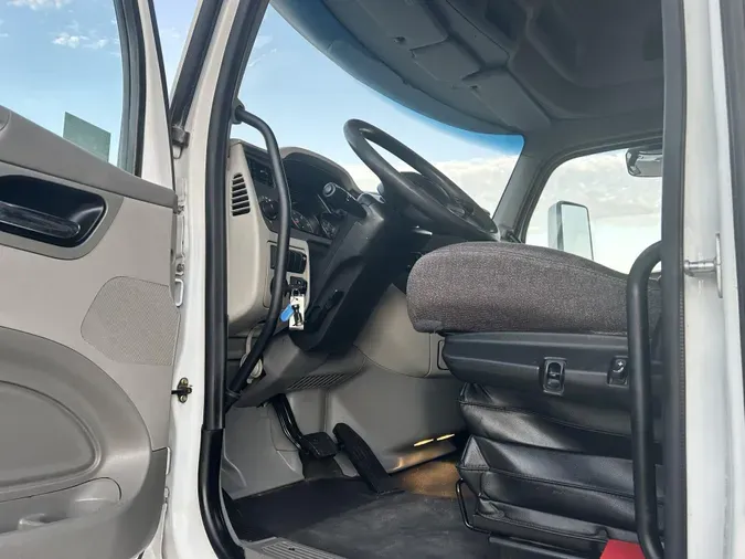 2022 Peterbilt 579