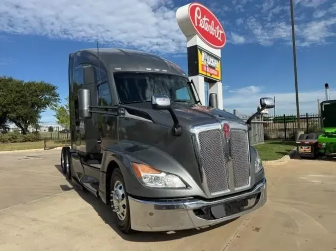 2023 Kenworth T680