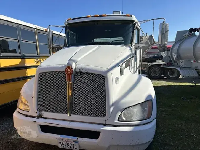 2009 KENWORTH T370