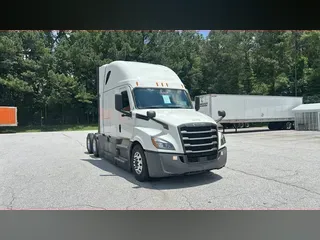 2021 Freightliner Cascadia