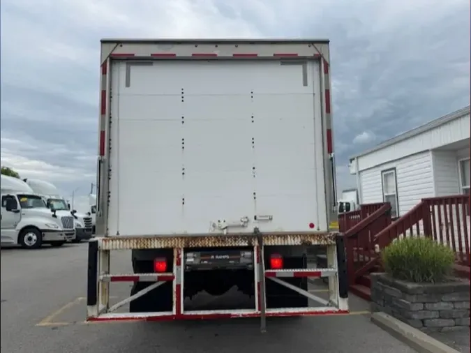 2019 FREIGHTLINER M2 106