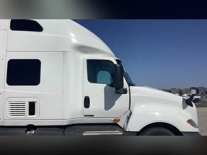 2022 International LT625