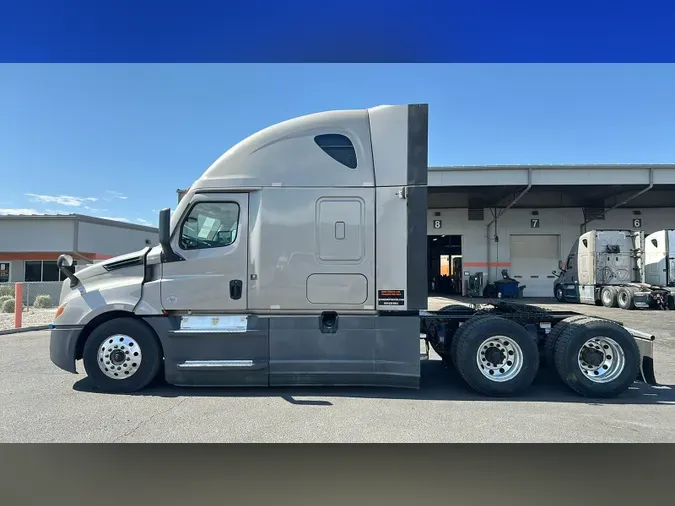 2023 Freightliner Cascadia 126e59ab7e9861c7da4b49a085a63a411ad