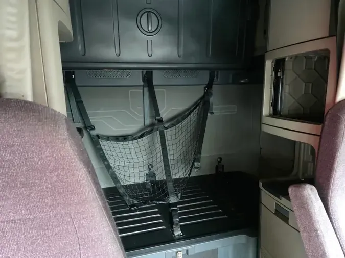 2020 FREIGHTLINER CASCADIA 125