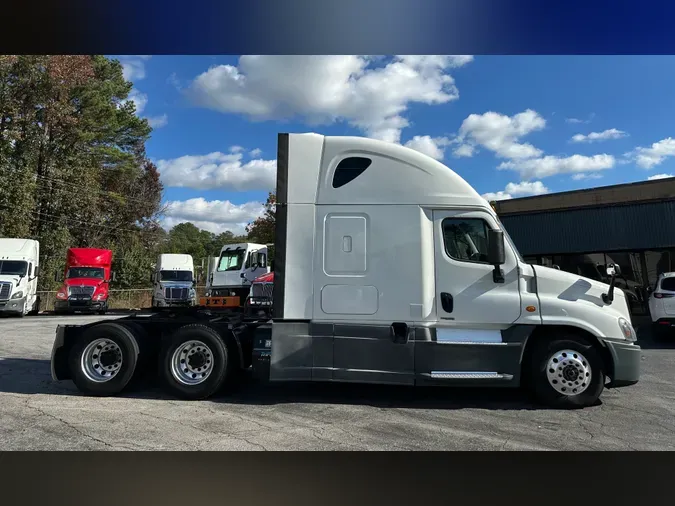 2019 FREIGHTLINER CASCADIA