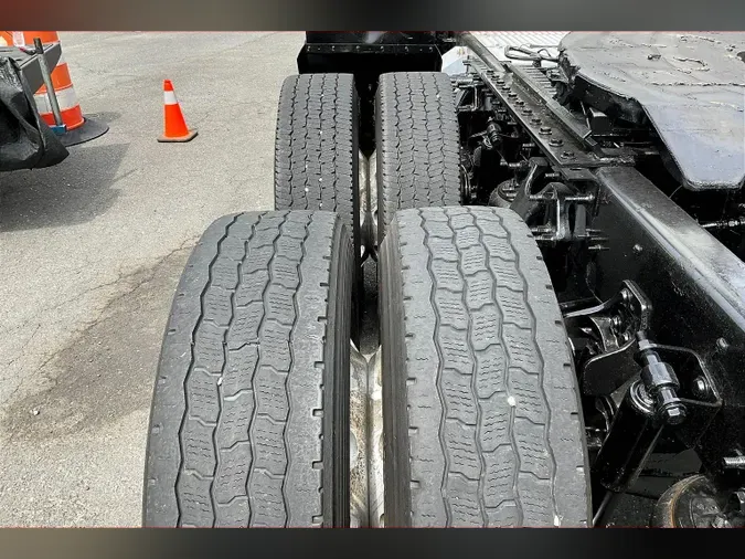2021 INT LT625 6x4