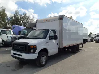 2017 FORD MOTOR COMPANY E350