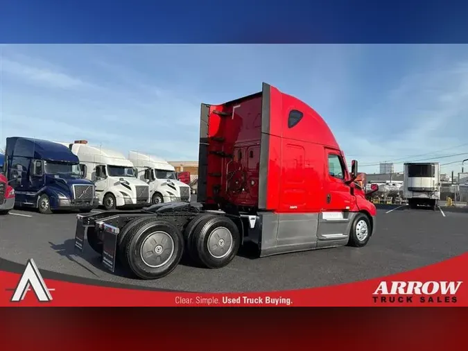 2021 FREIGHTLINER CA126