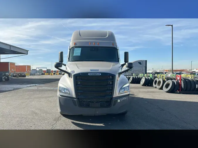 2024 Freightliner Cascadia 126
