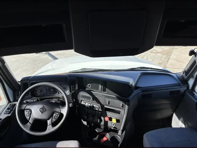 2022 International LT625