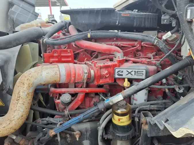 2019 NAVISTAR INTERNATIONAL LT625 DAYCAB T/A