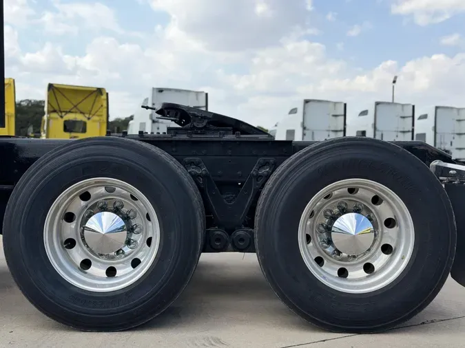 2001 Kenworth W900L