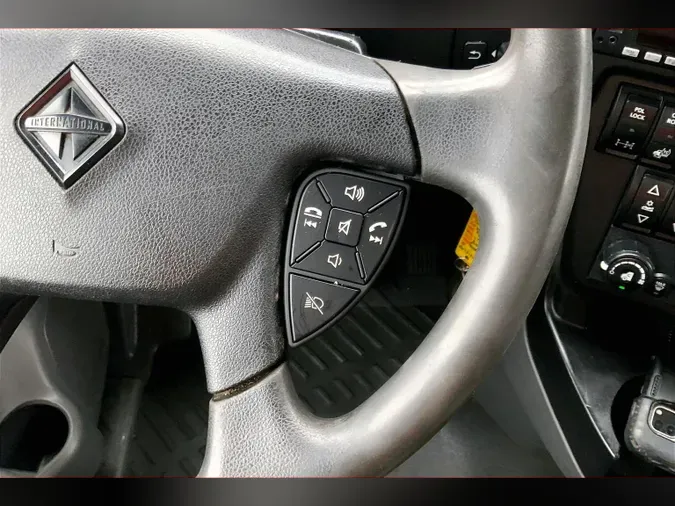 2022 INT LT625 6x4