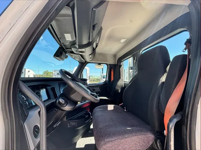 2022 Freightliner Cascadia 126