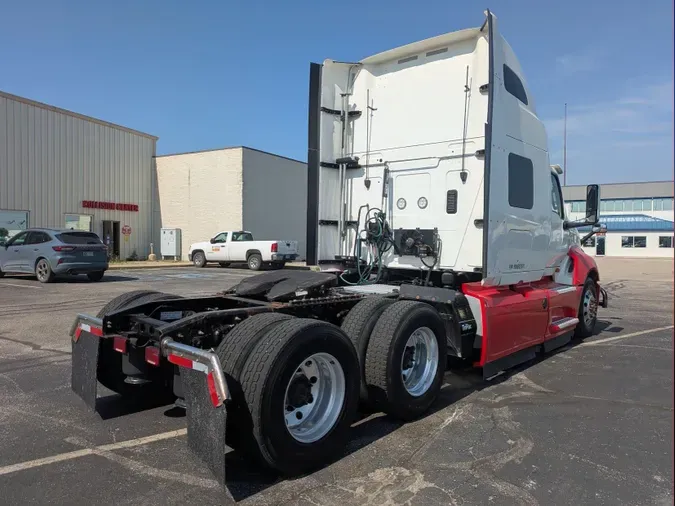 2022 International LT625