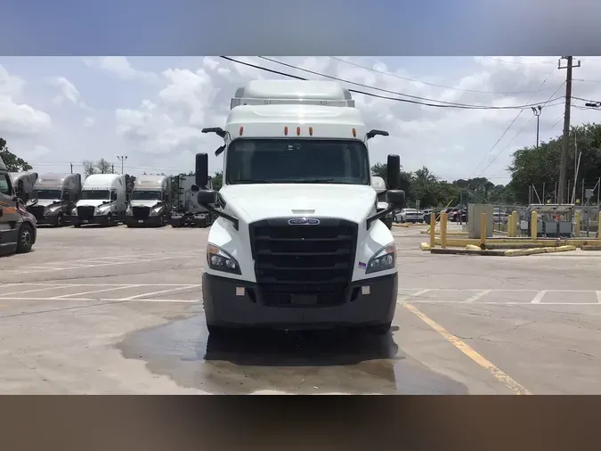 2020 Freightliner Cascadia