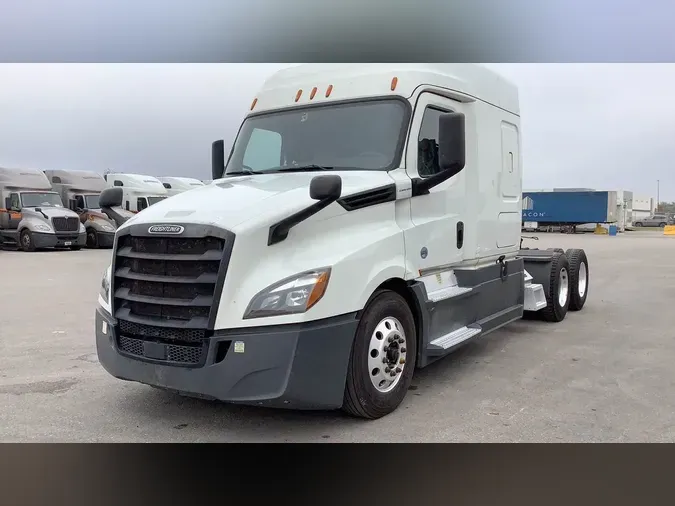 2020 Freightliner Cascadia